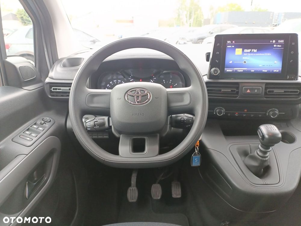 Toyota Proace City Verso 1.5 D-4D Business - 10