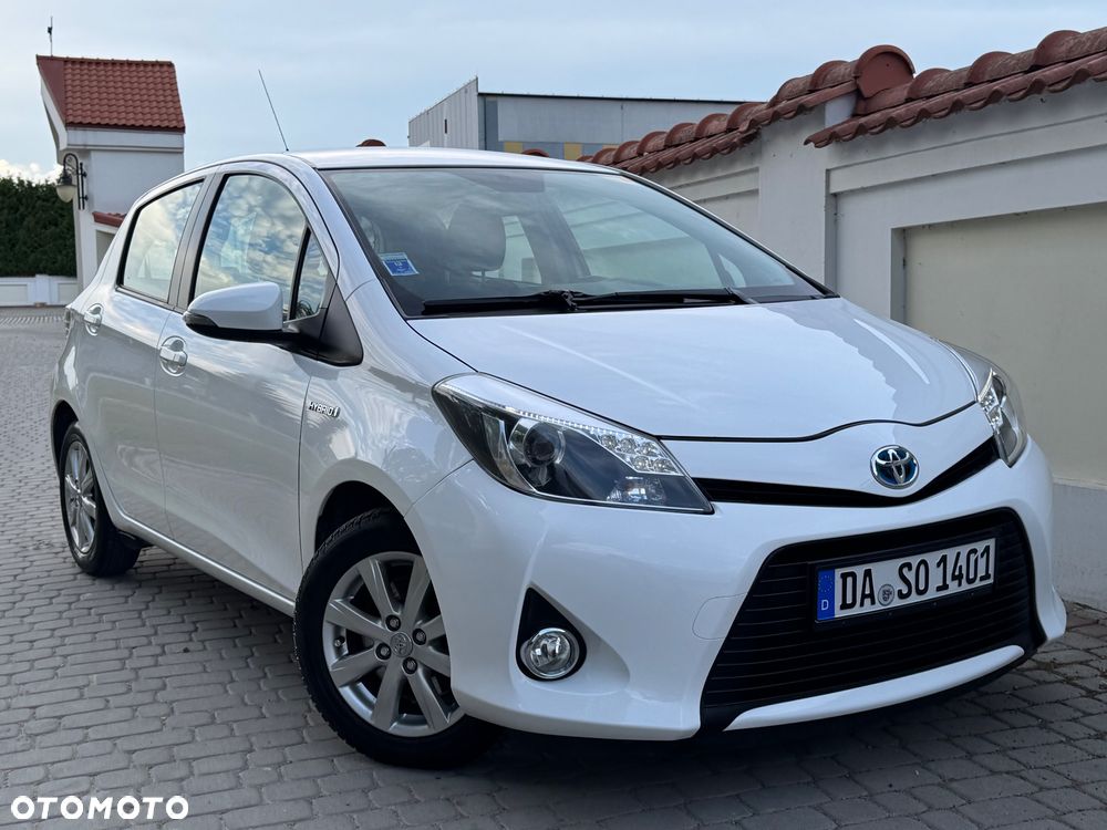 Toyota Yaris - 32