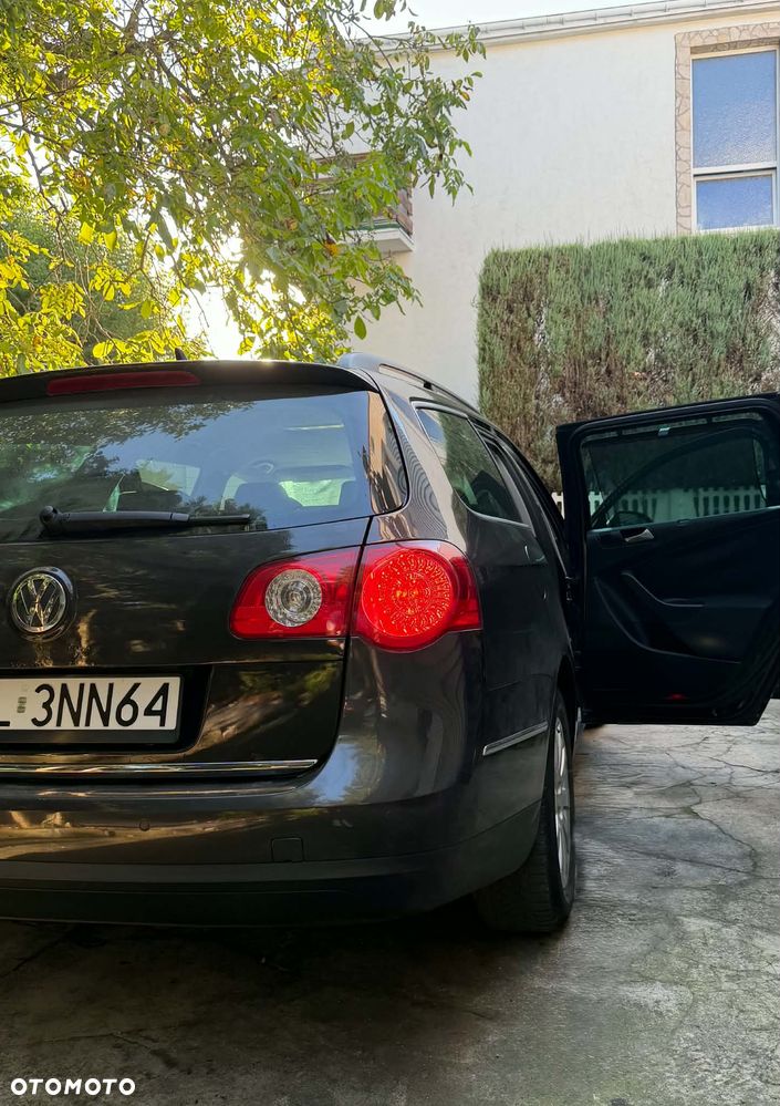 Volkswagen Passat 2.0 TDI Comfortline DSG - 21