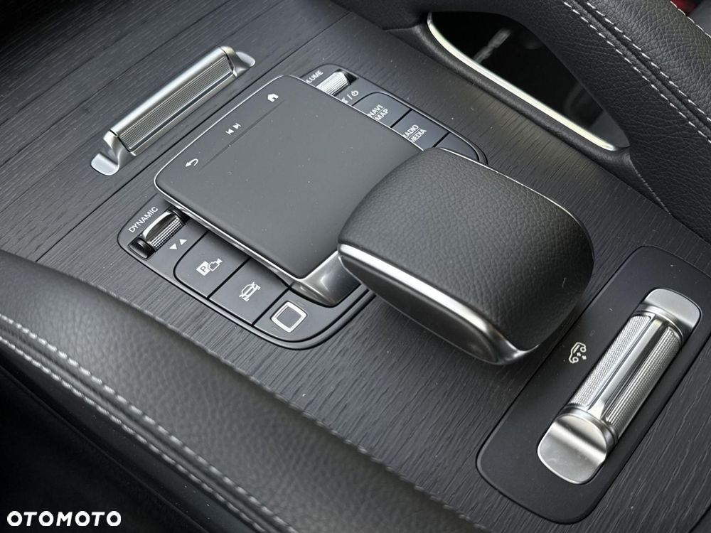 Mercedes-Benz GLE - 22