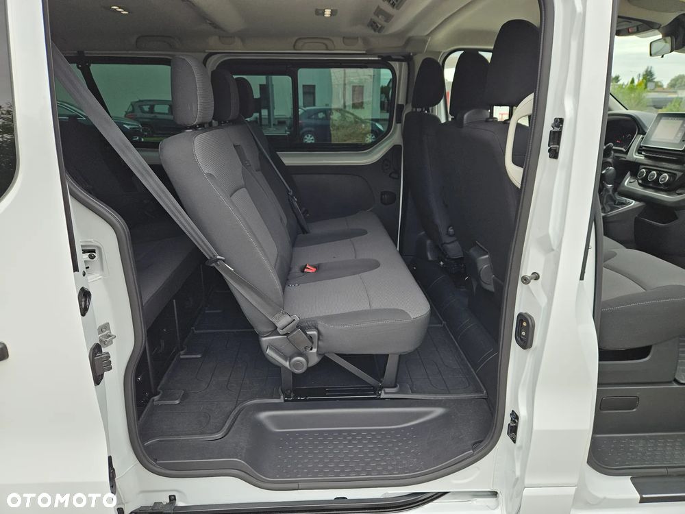 Renault Trafic - 12