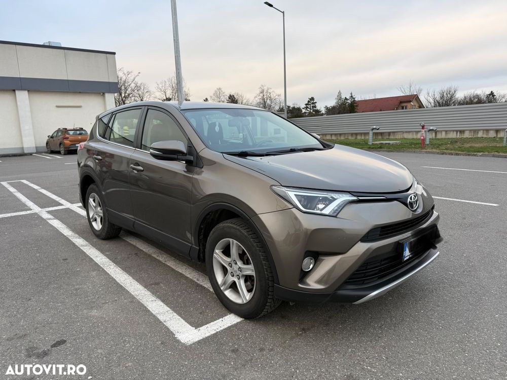 Toyota RAV4 2.0 D-4D 2WD Comfort - 4