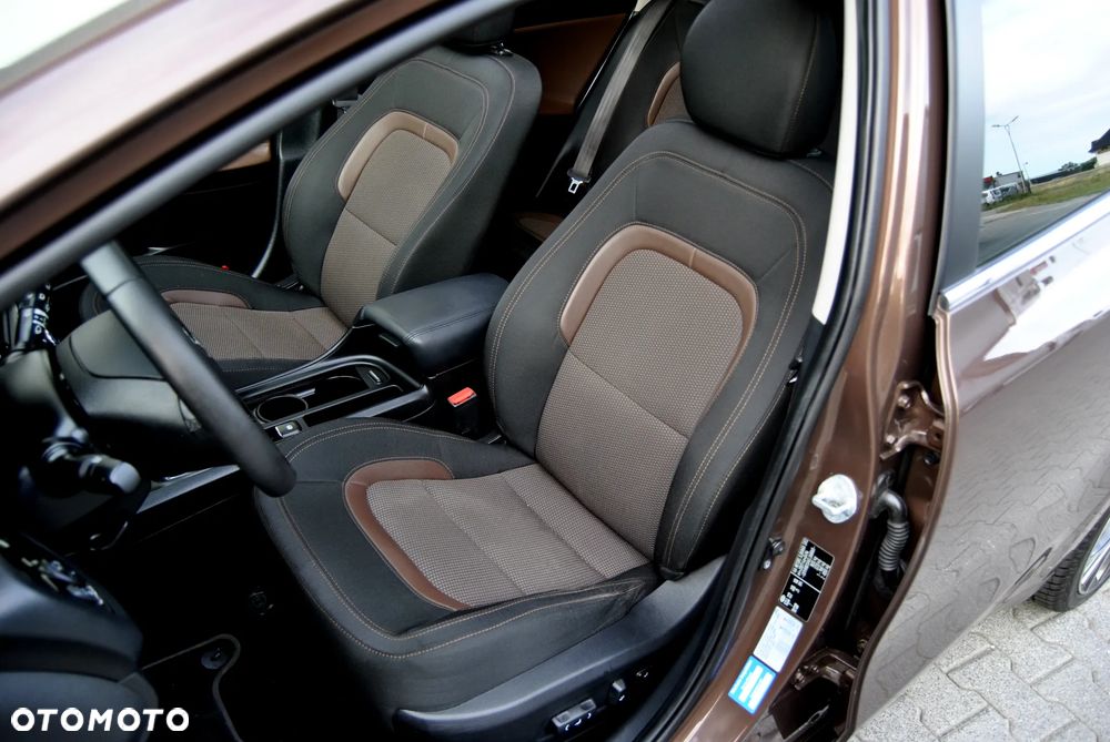 Kia Ceed 1.6 GDI Spirit - 17