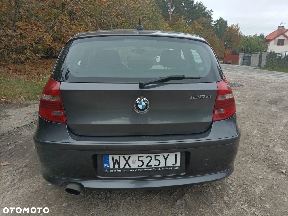 BMW Series 1 2007 photo 4