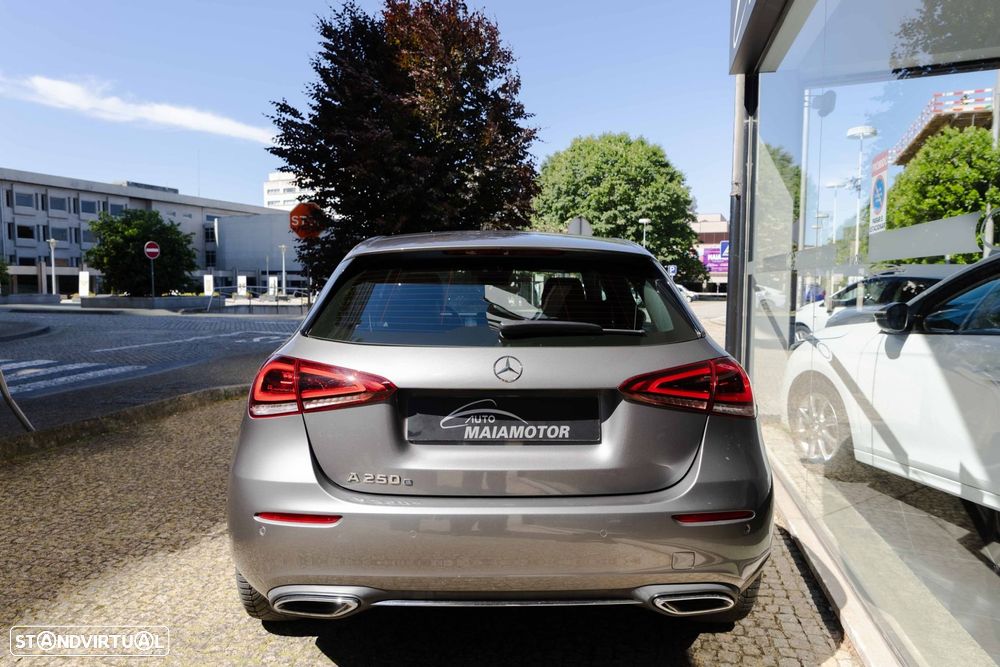 Mercedes-Benz A 250 e Progressive - 30
