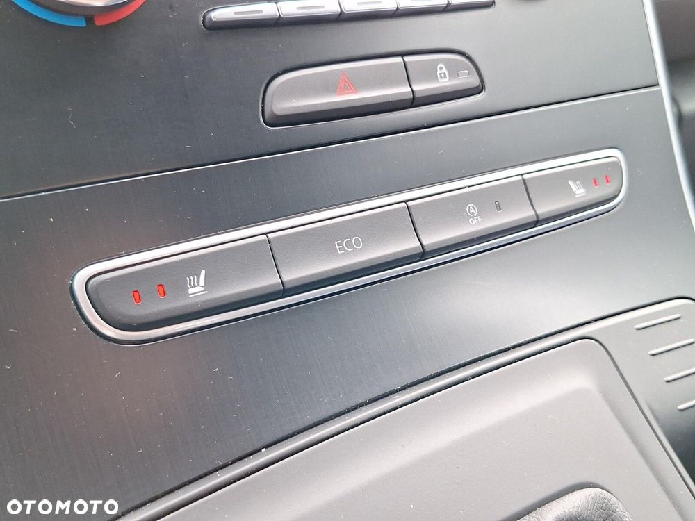 Renault Scenic - 16