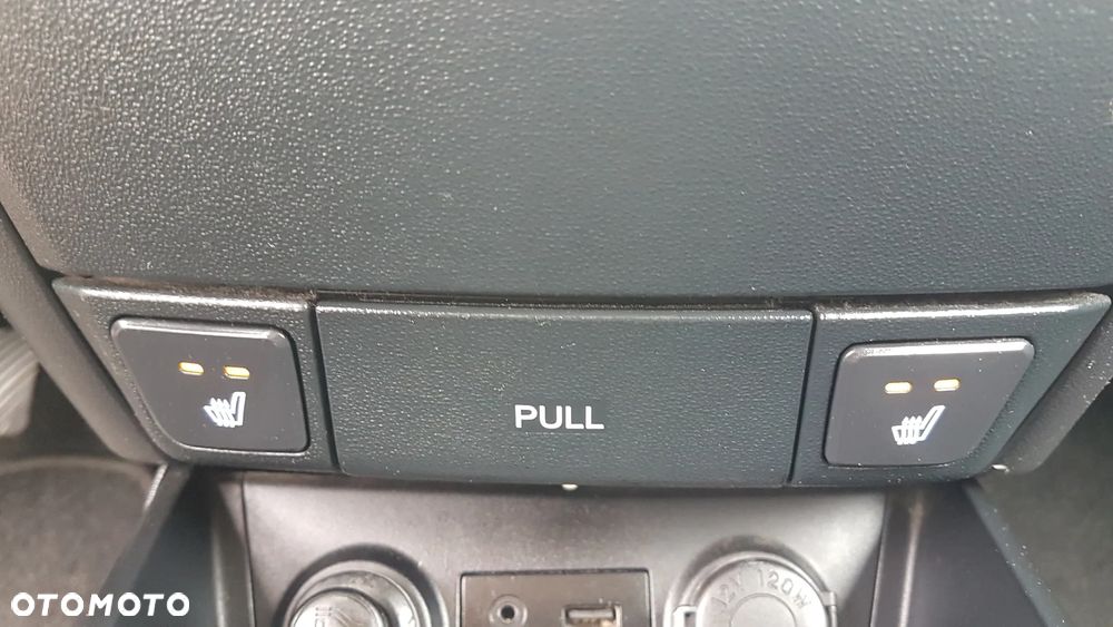 Hyundai i30 i30cw 1.4 UEFA EURO 2012 Edition - 14