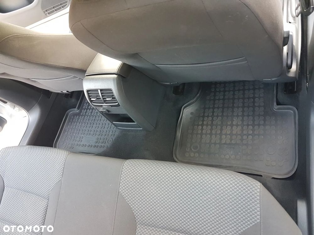 Volkswagen Jetta 1.2 TSI BMT Comfortline - 10