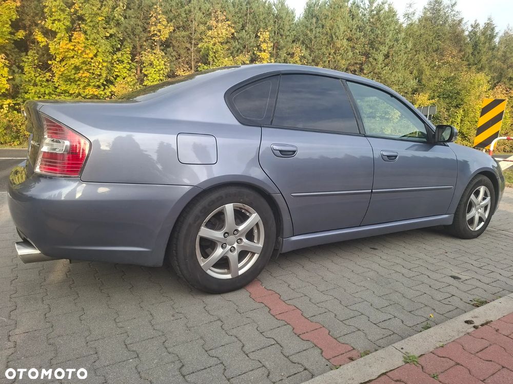 Subaru Legacy - 5