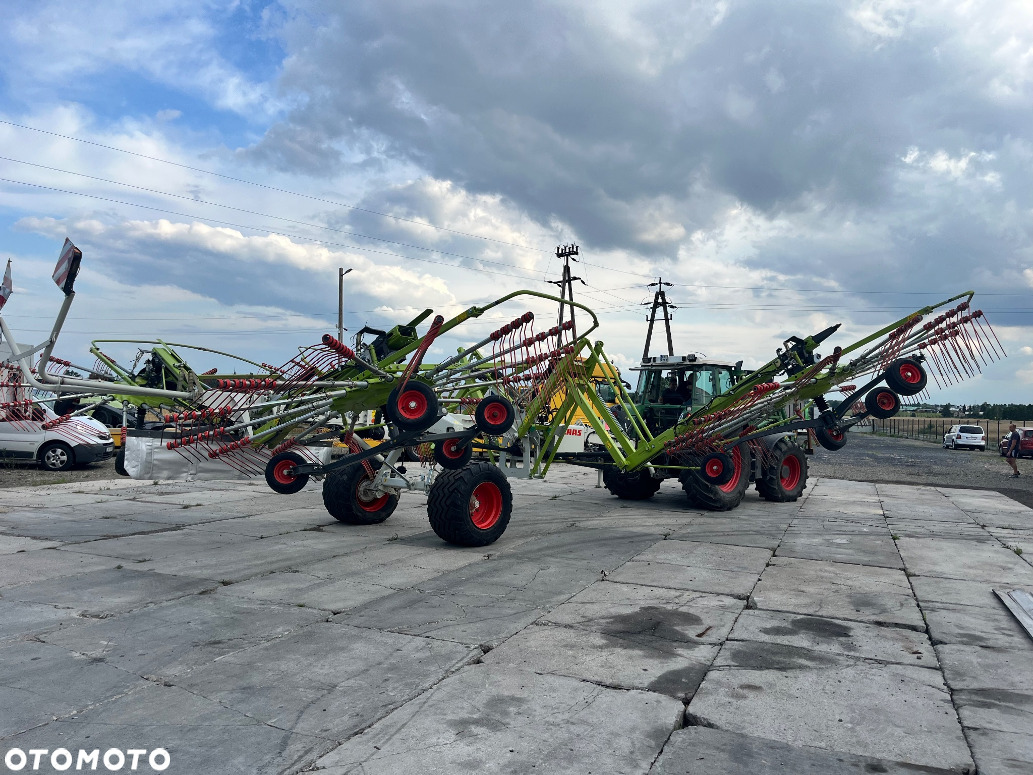 Claas Liner 4000 / zgrabiarka / 4 wirnikowa / 15 metrów / komputer ISOBUS - 14