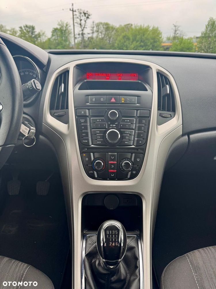 Opel Astra 1.4 Turbo Design Edition - 17