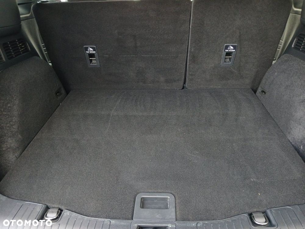 Ford Kuga - 10
