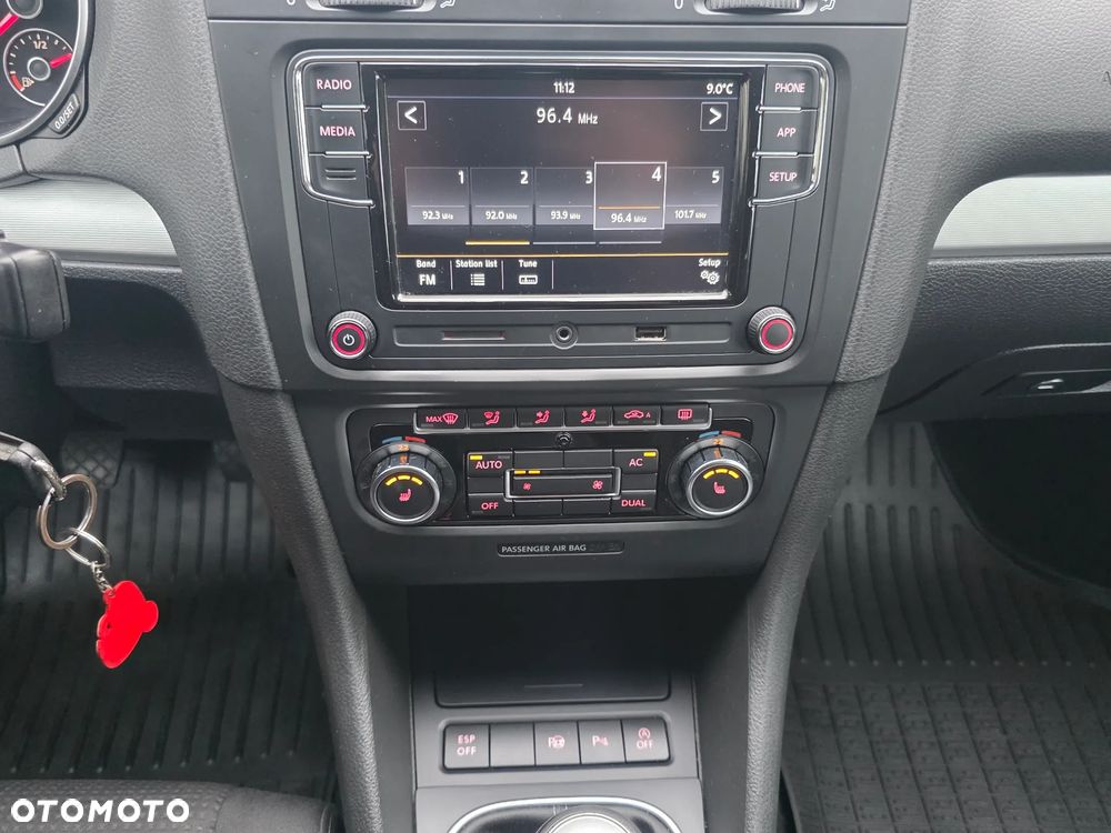 Volkswagen Golf 1.6 TDI DPF BlueMotion Technology Team - 7