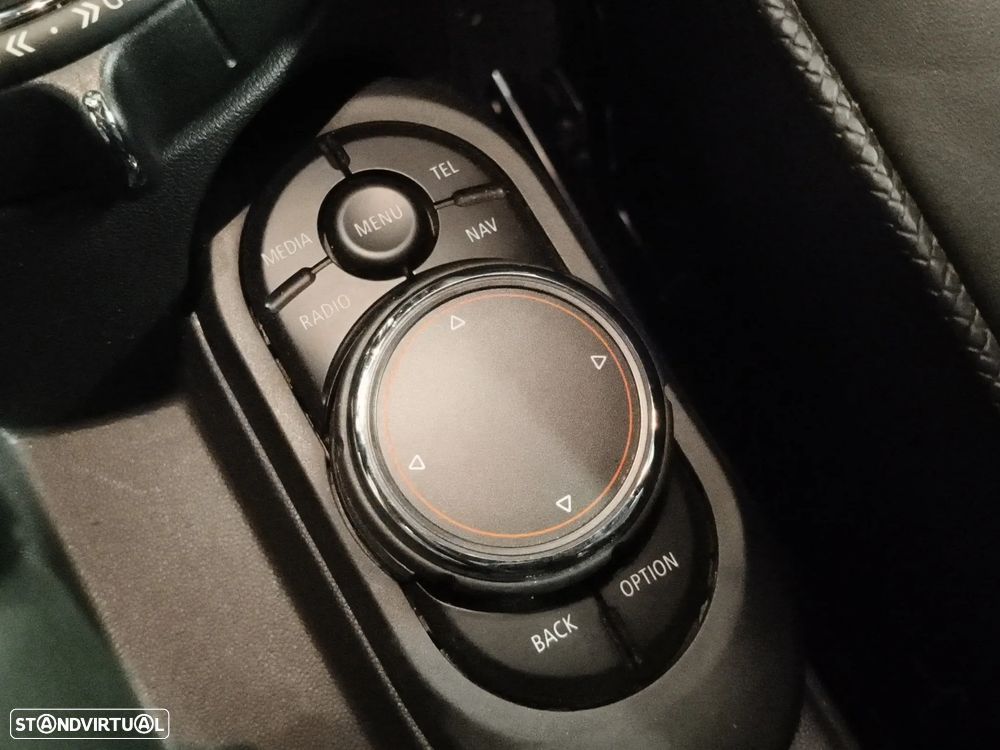 MINI 5 Portas Cooper S Auto - 26