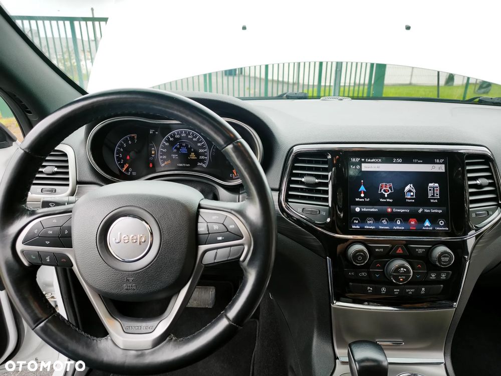 Jeep Grand Cherokee 3.6 V6 Laredo - 32