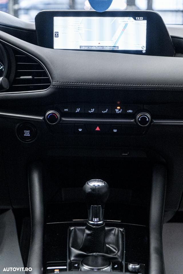 Mazda 3 FASTBACK e-SKYACTIV-G 122 M HYBRID EXCLUSIVE-LINE - 4