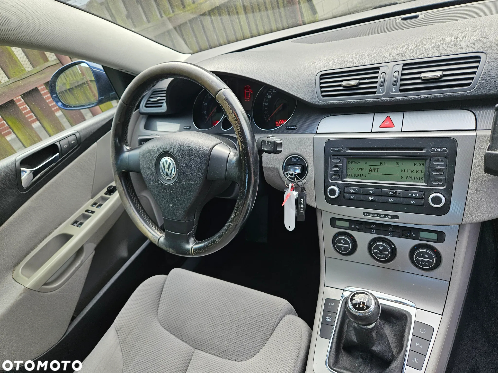 Volkswagen Passat 2.0 FSI Comfortline - 6