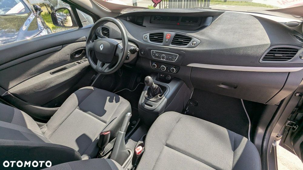 Renault Scenic - 18