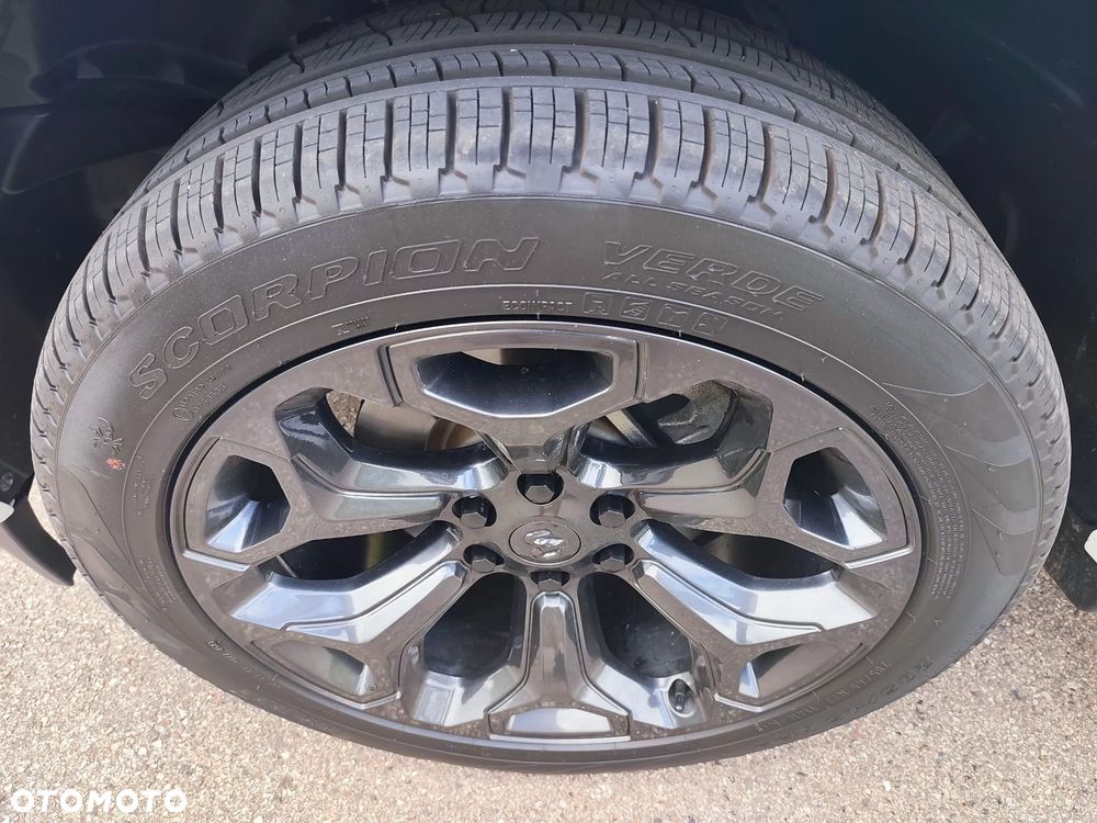 RAM 1500 5.7 Crew Cab Laramie - 28
