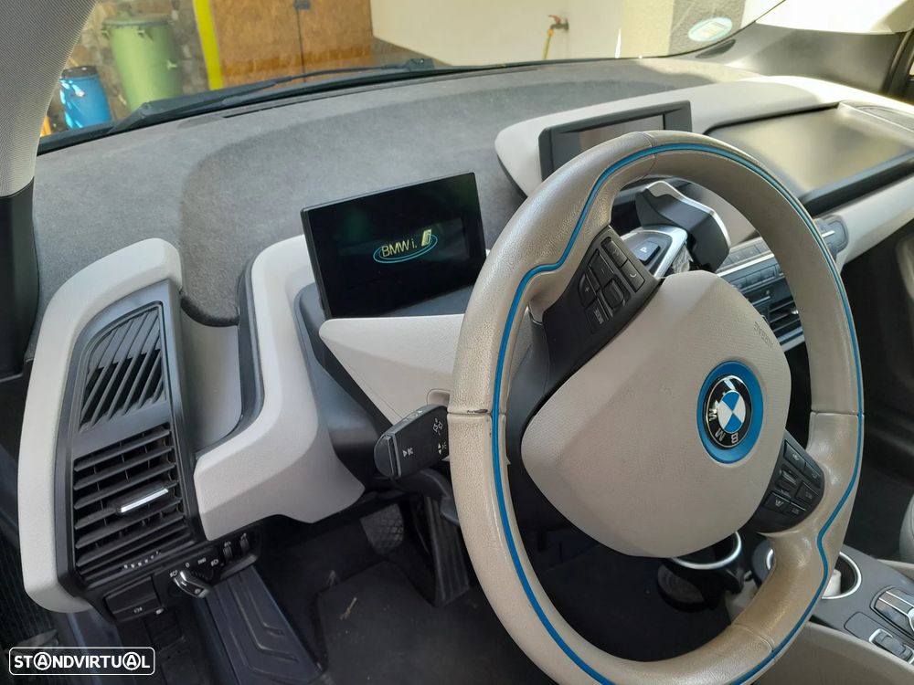 BMW I3