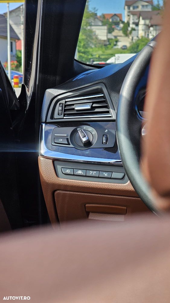 BMW Seria 5 535i xDrive - 9