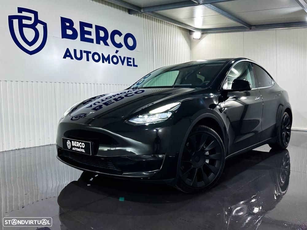 Tesla Model Y Long Range Dual Motor AWD - 2