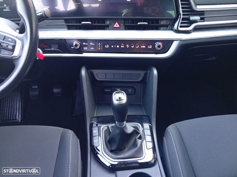 Kia Sportage 1.6 T-GDI Drive - 11