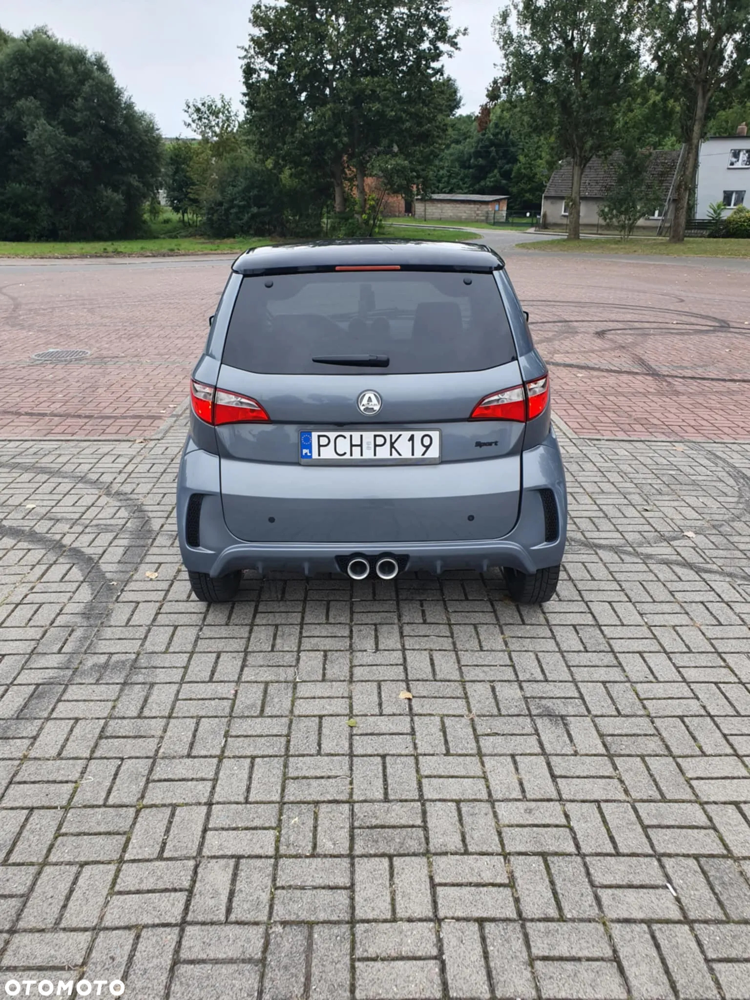 Aixam Inny - 3