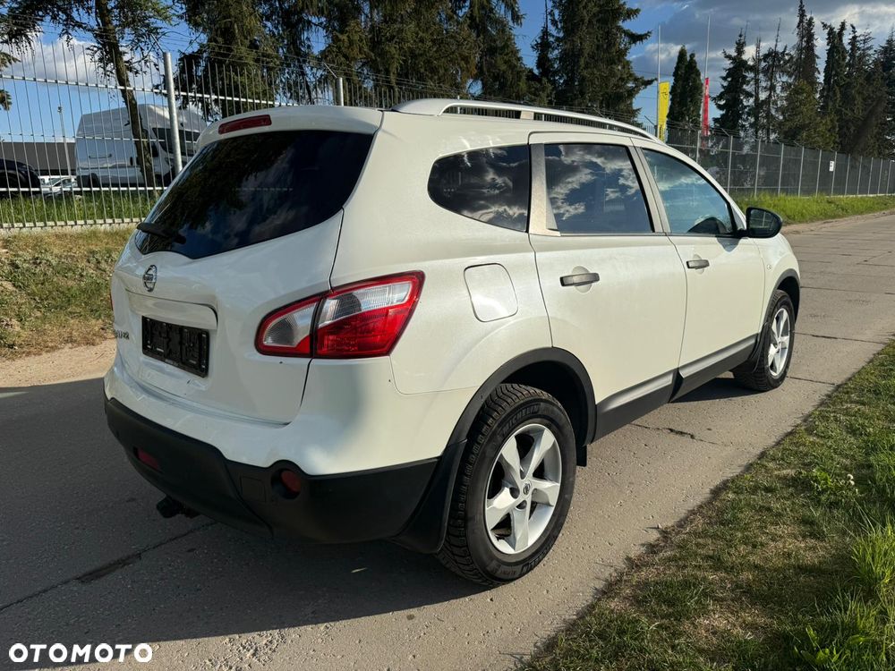 Nissan Qashqai+2 - 19