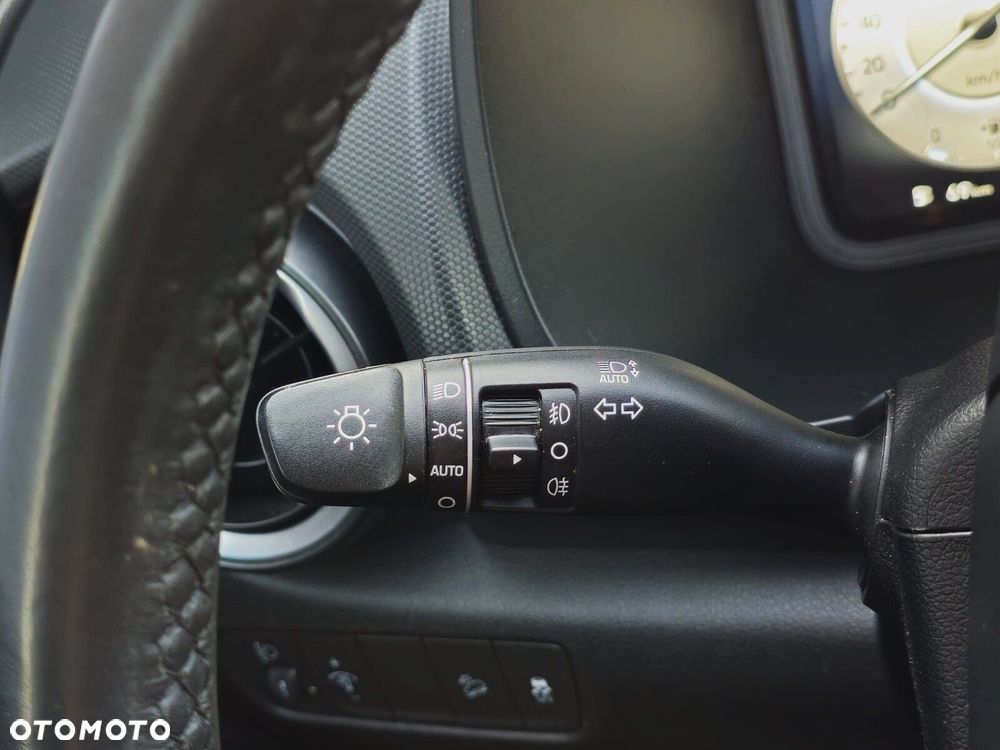 Hyundai Kona 1.6 T-GDI Executive DCT - 12