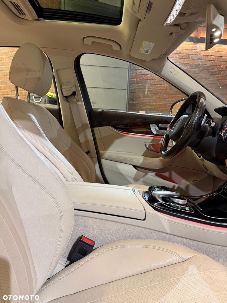 Mercedes-Benz Klasa E - 20