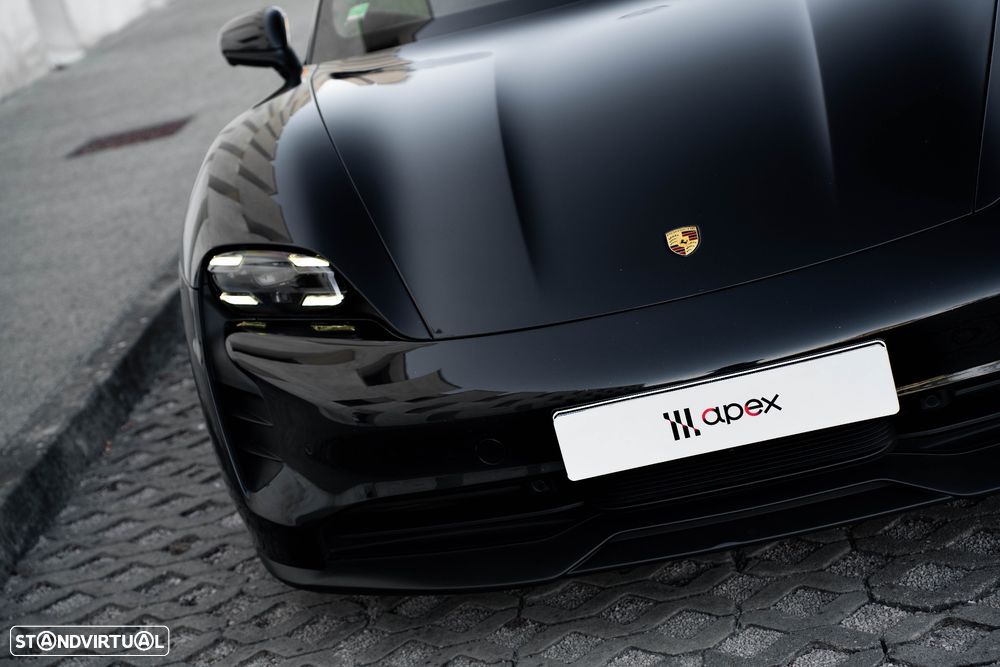 Porsche Taycan 4S - 17