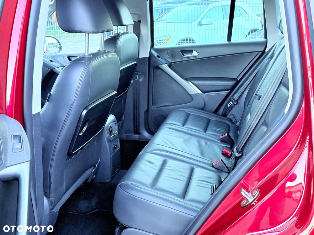 Volkswagen Tiguan 1.4 TSI BlueMotion Technology Exclusive - 29