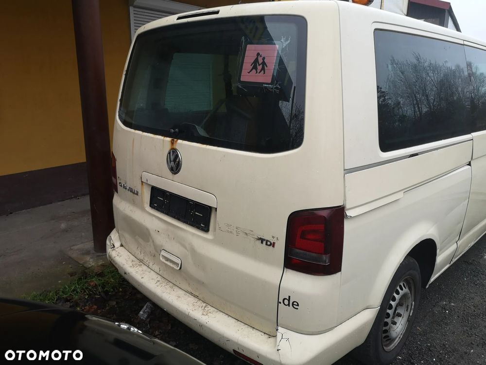 Volkswagen Transporter Caravelle Lang Comfortline - 8