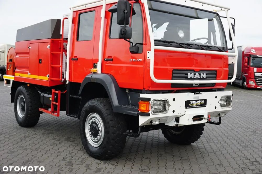 MAN / LE 220 / 4 X 4 / DOKA / STRAŻ POZARNA - 31