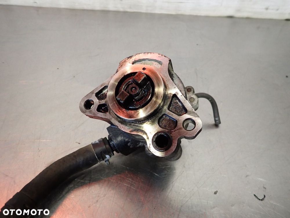 VACUM POMPA TOYOTA COROLLA E12 29300-27010 - 5