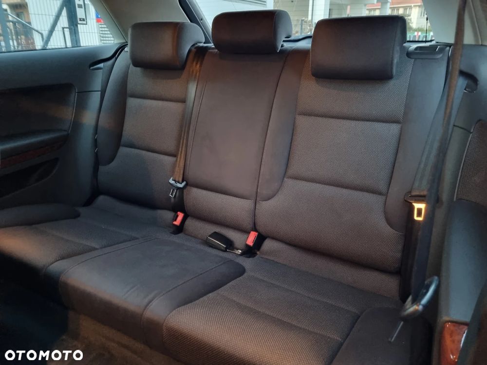 Audi A3 3-drzwiowe 1.9 TDI Ambiente - 8