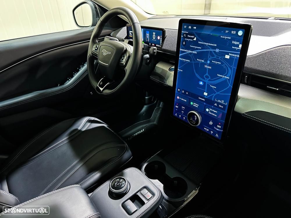 Ford Mustang Mach-E 98.7 kWh Premium - 32