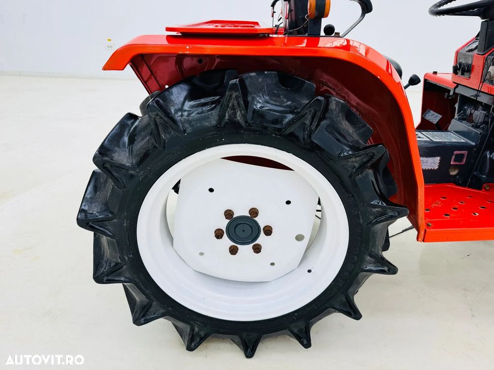 Kubota B1600 - 9