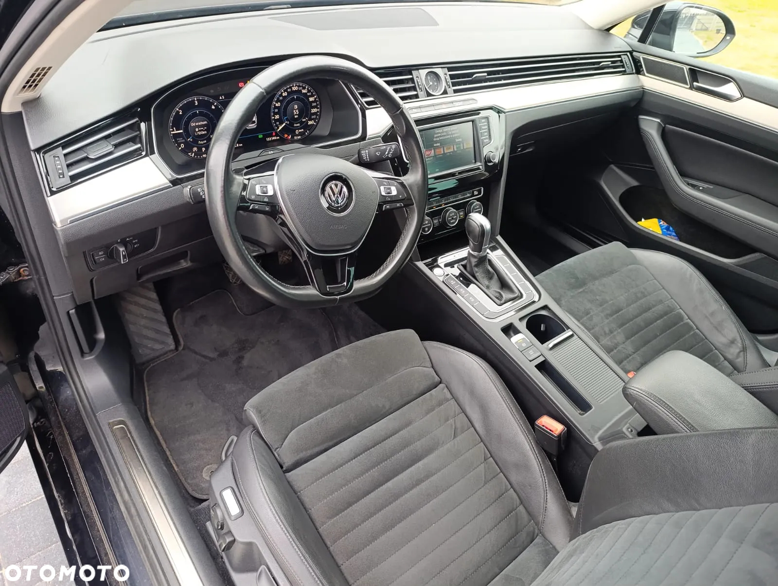 Volkswagen Passat 2.0 TDI 4Mot Elegance DSG - 9