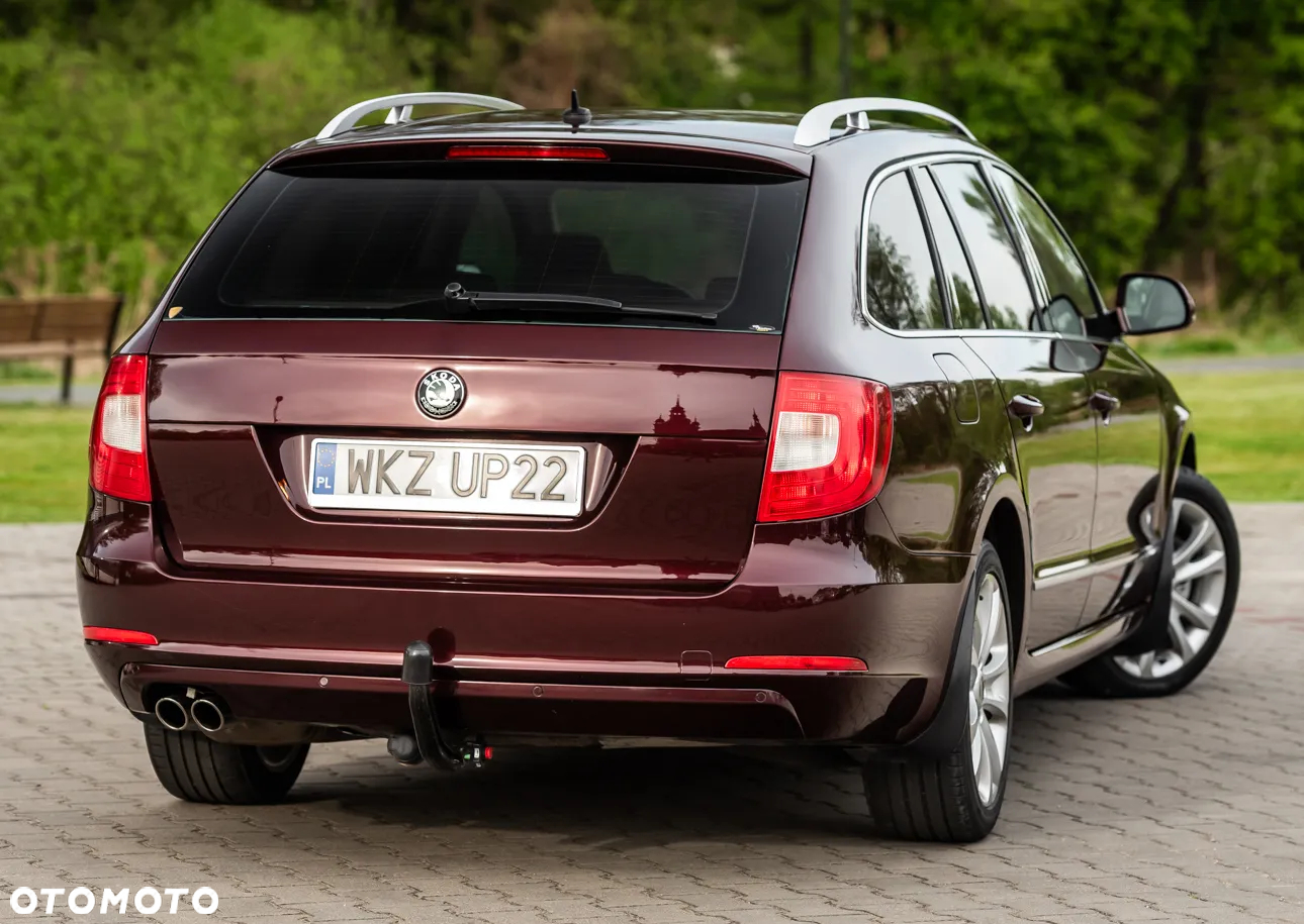 Skoda Superb 2.0 TDI Elegance DSG - 12