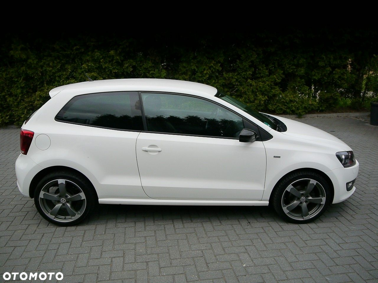 Volkswagen Polo 1.2 MATCH - 11