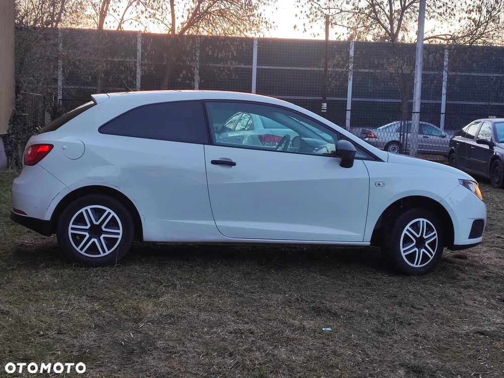 Seat Ibiza SC 1.2 12V Stylance - 4