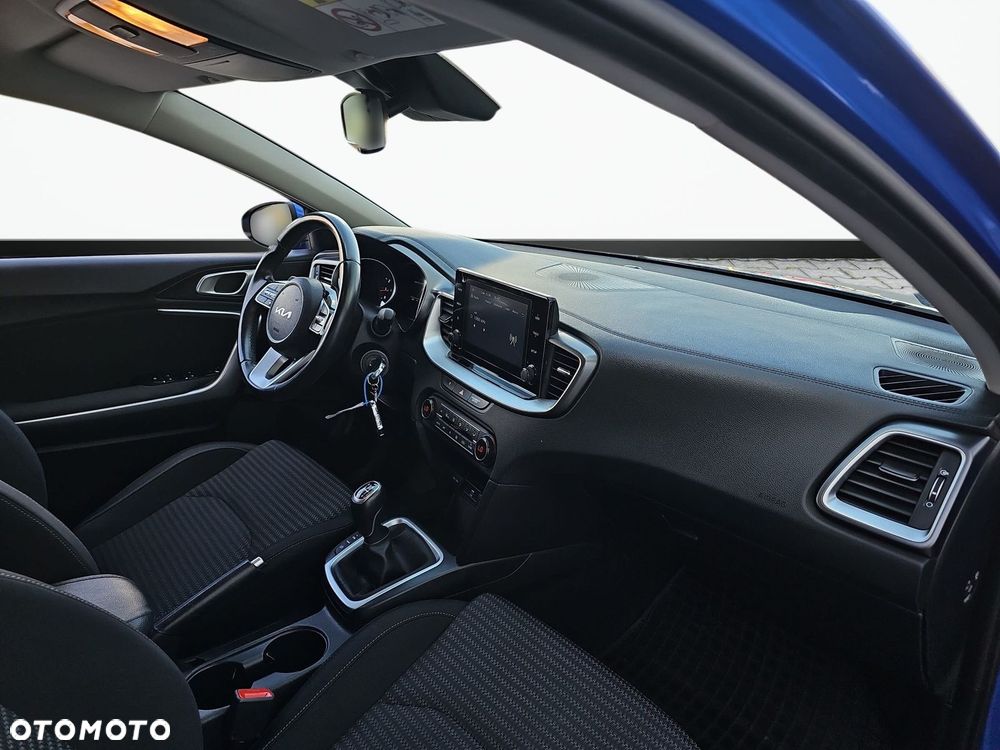 Kia Ceed 1.5 T-GDI M - 28