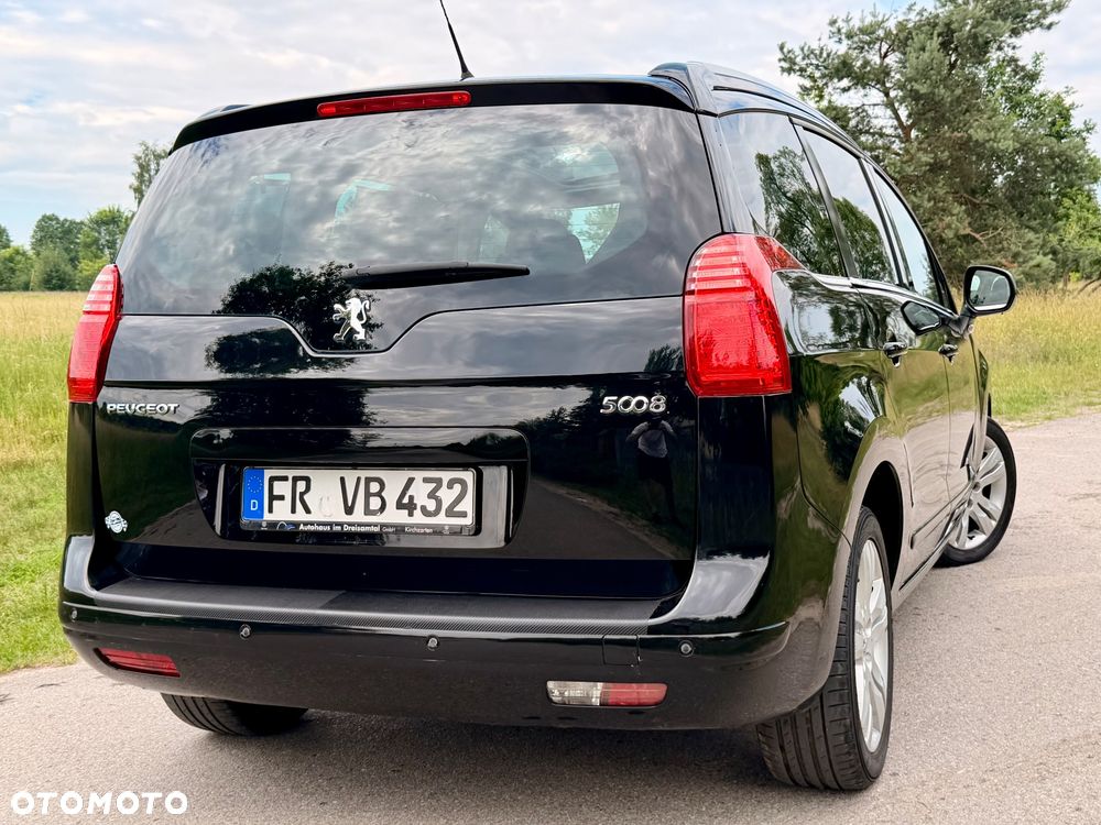 Peugeot 5008 - 11