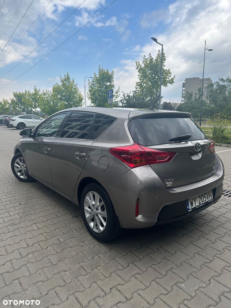 Toyota Auris 1.6 Prestige - 3