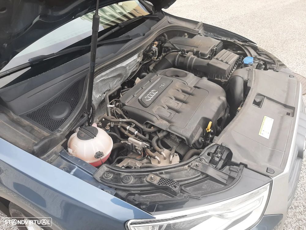Audi Q3 2.0 TDI quattro Design S tronic - 14