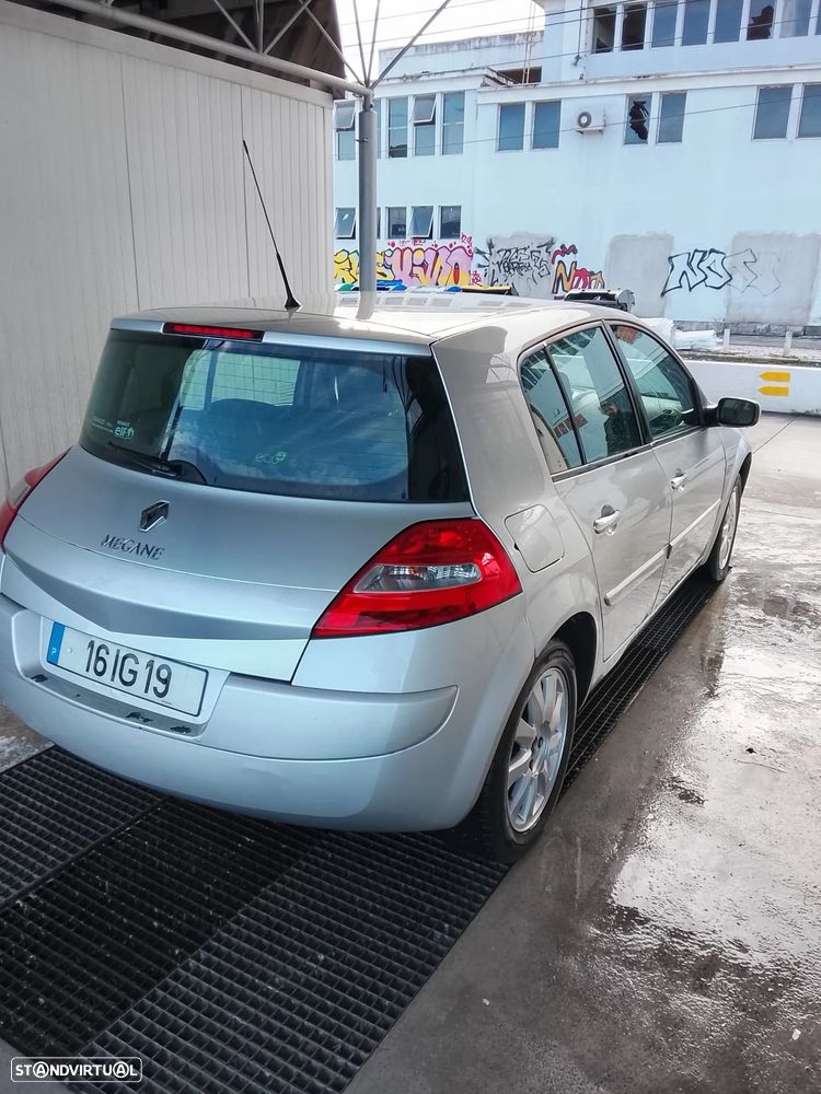 Renault Mégane 1.5 dCi Confort - 2