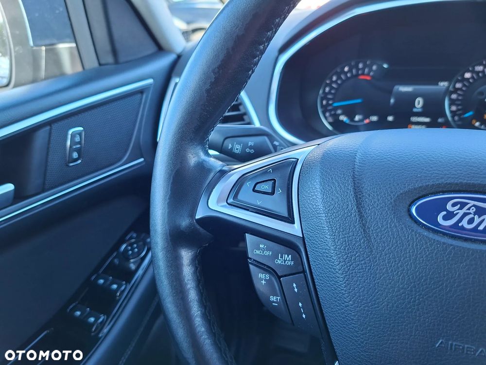 Ford S-Max 2.0 EcoBlue Titanium - 20