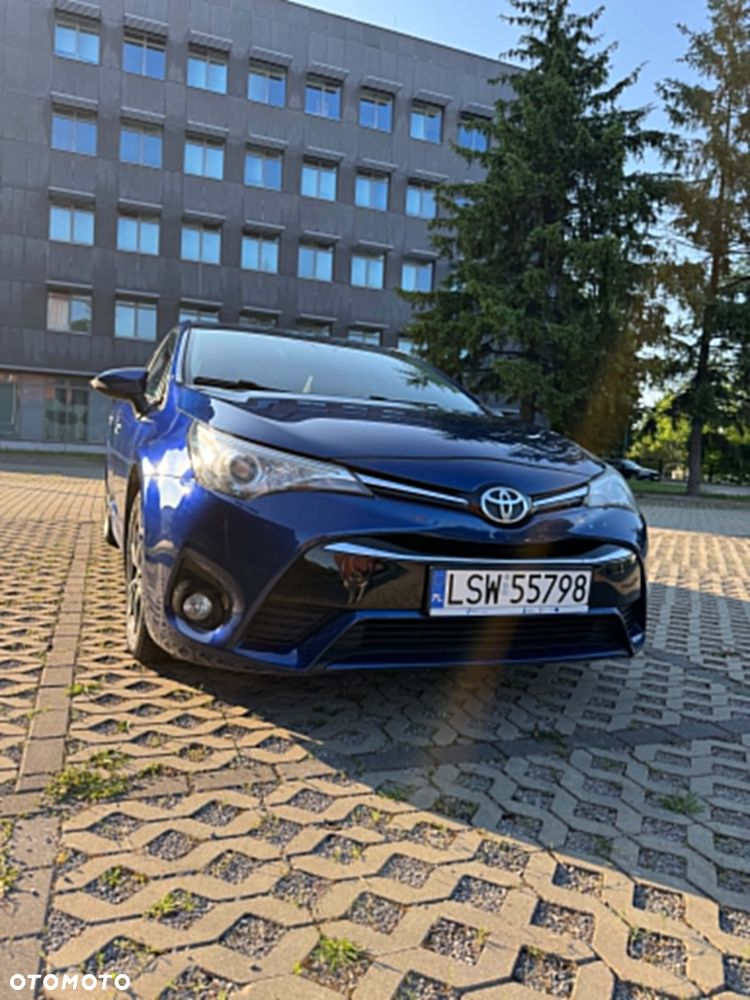 Toyota Avensis 1.6 D-4D Active - 4